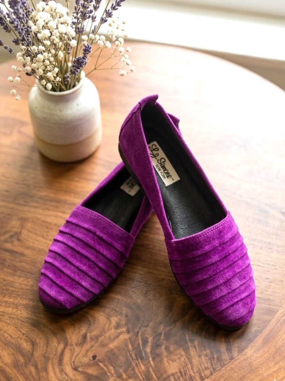L.J. Simone Vintage Magenta Suede Flats/Loafers made w/ Genuine Leather size 8.5